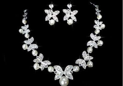 Butterfly Bridal Jewelry Set Chain Pearl Jewelry Three Piece Bridal Soft Chain Headdress Bridal Jewelry Set - Muhaab