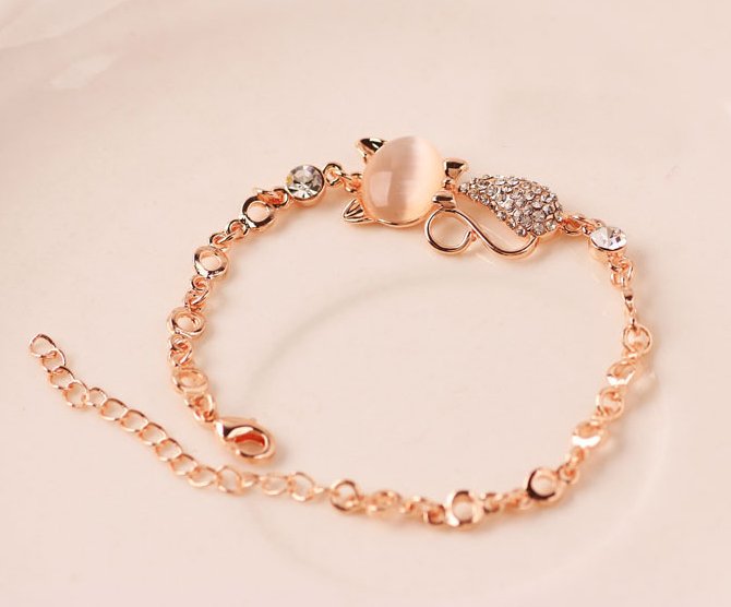 Cat bracelet with diamond alloy jewelry - Muhaab