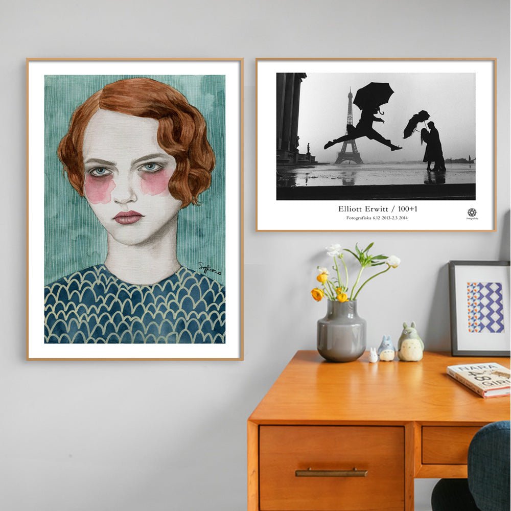 Decorative painting behind the sofa - Muhaab