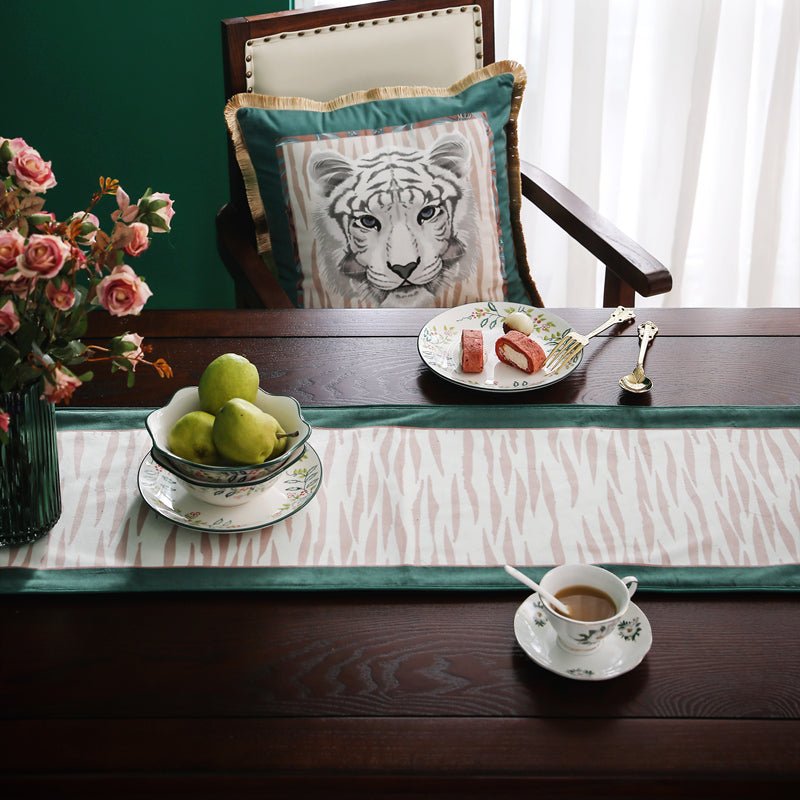 Table Runner Party Long Table Cover Fabric Modern Luxury Jungle Tiger Print Velvet Table Cloth Desk Decorating - Muhaab