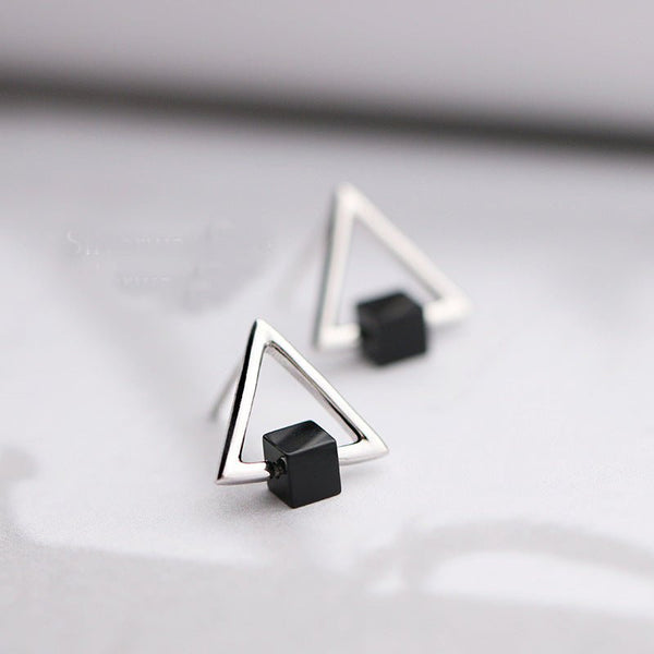 S925 Geometric Triangle Black Earring - Muhaab