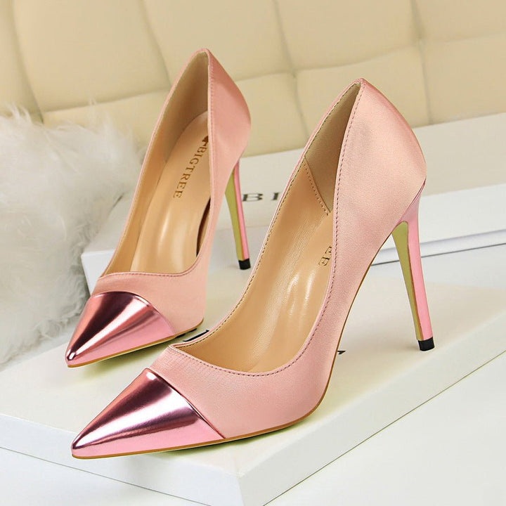 Stitched pointed high heels - Muhaab